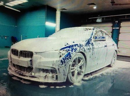 Автомойка для автомобиля